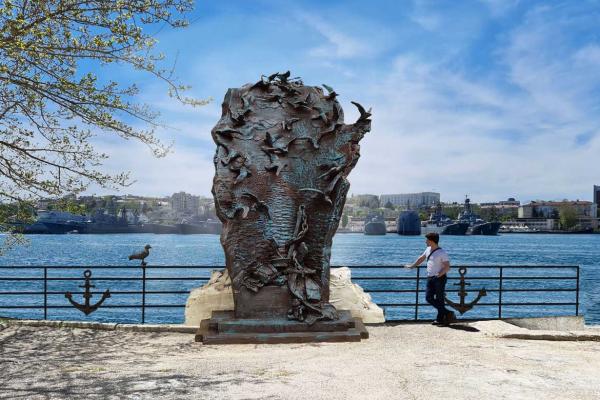 Monument of the Motor Ship Armenia in Sevastopol